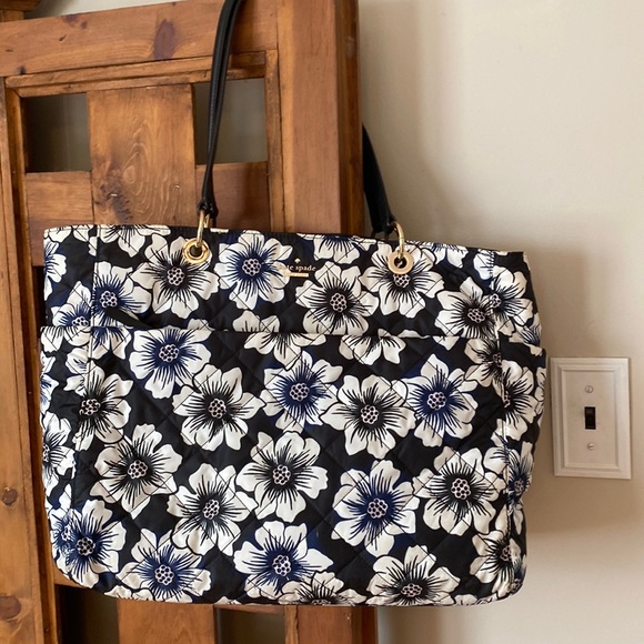 kate spade Handbags - Kate spade diaper bag. Comes w/ changing pad.